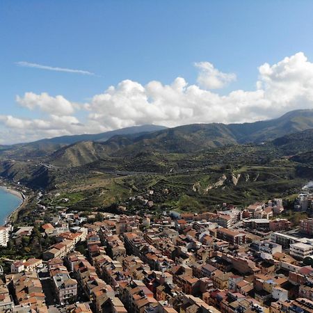 Case Vacanza Le Casette Santo Stefano di Camastra Ngoại thất bức ảnh