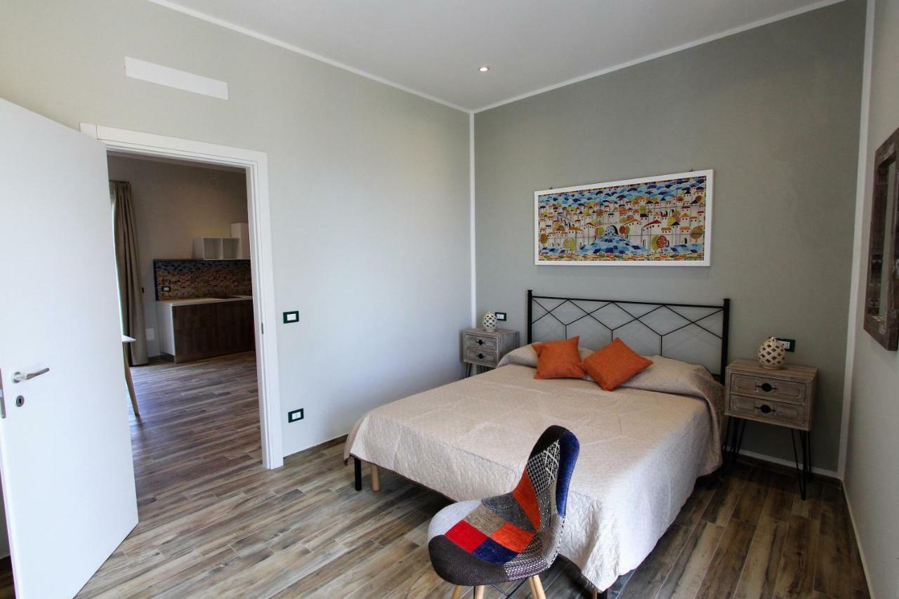 Case Vacanza Le Casette Santo Stefano di Camastra Ngoại thất bức ảnh
