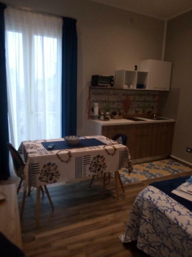 Case Vacanza Le Casette Santo Stefano di Camastra Ngoại thất bức ảnh