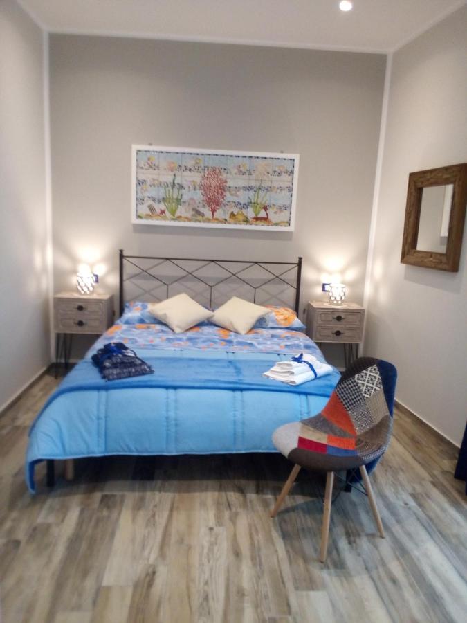 Case Vacanza Le Casette Santo Stefano di Camastra Ngoại thất bức ảnh